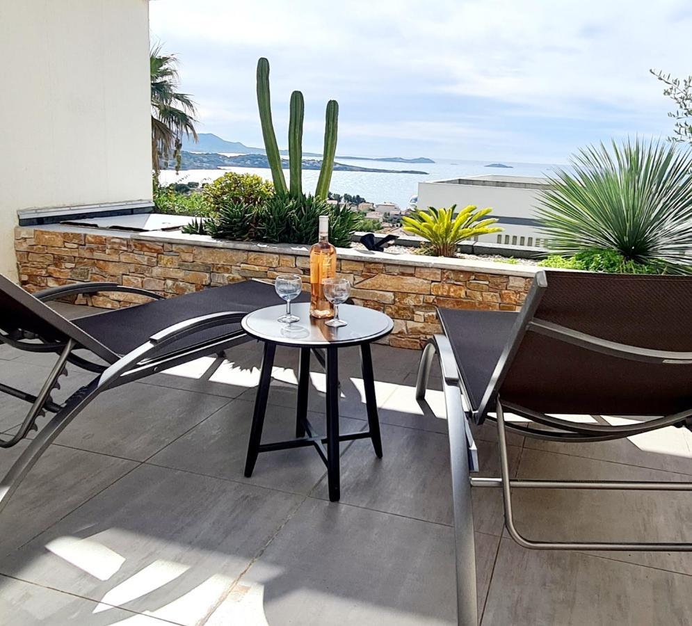 Magnifique Appartement Vue Mer - Grande Terrasse Et Piscine Bandol Buitenkant foto